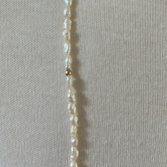 Seed Pearl & Gold Tone Metal Necklace - Picture 2 of 3